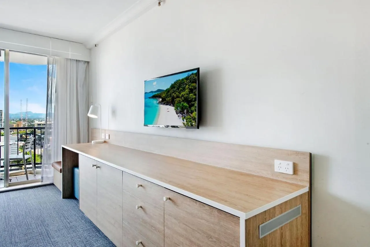 Deluxe Twin Studio In Surfers Paradise - Coasthm Gold Coast Hotel