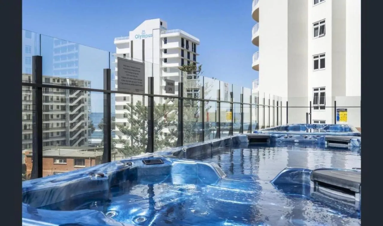 Hotel Deluxe Twin Studio In Surfers Paradise - Coasthm Gold Coast Australia